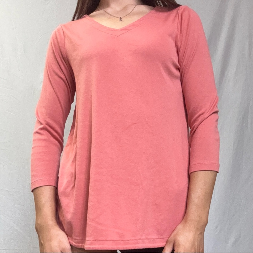 Women's V-Neck 3/4 Sleeve Top - Dusty Rose